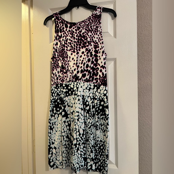 Diane Von Furstenberg Faux Wrap Animal Print Dress Size 10 - Picture 3 of 9
